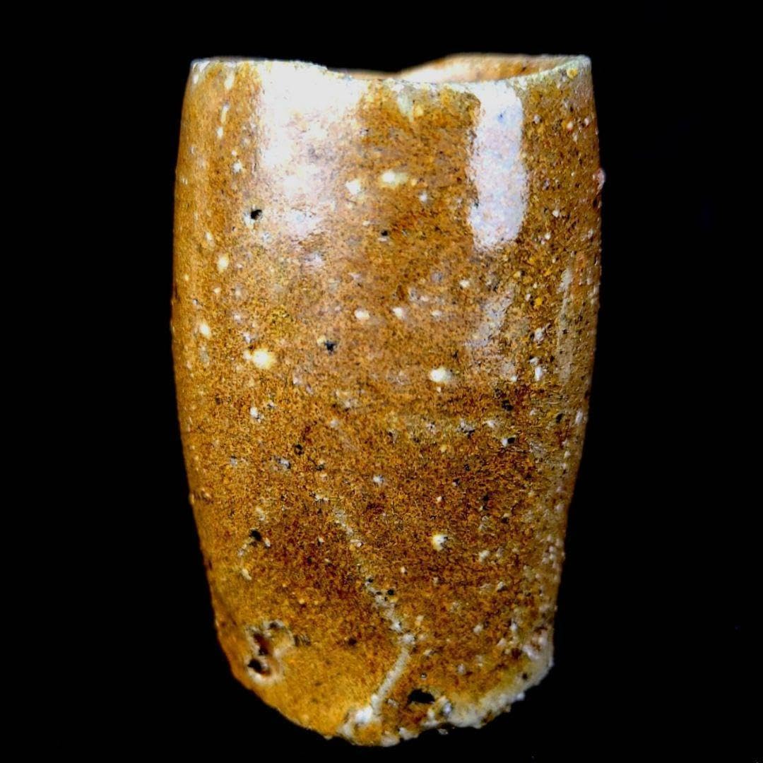 隠崎隆一作 備前焼湯呑み 師伊勢崎淳 人間国宝 備前焼 湯呑